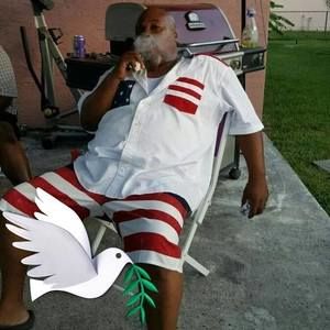 Meet your Posher, Lee